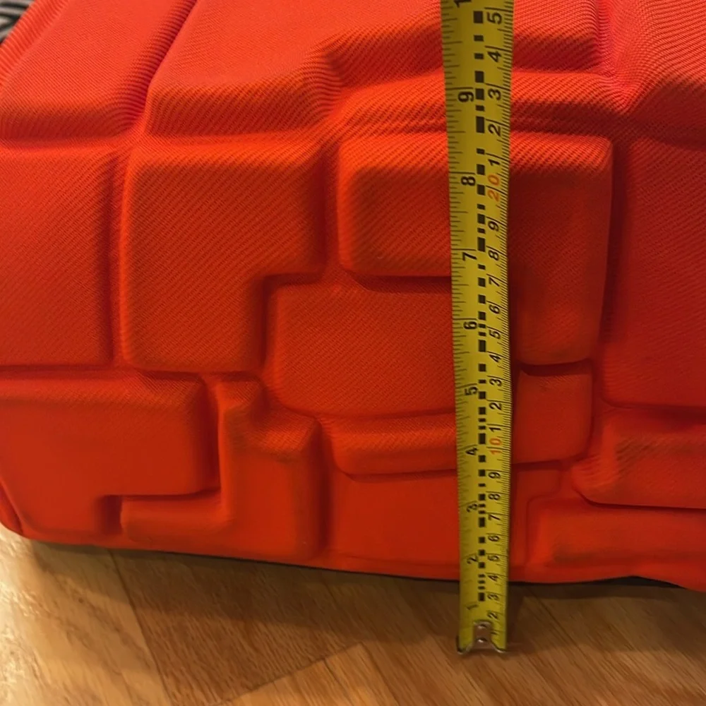 MadPax vibrant orange